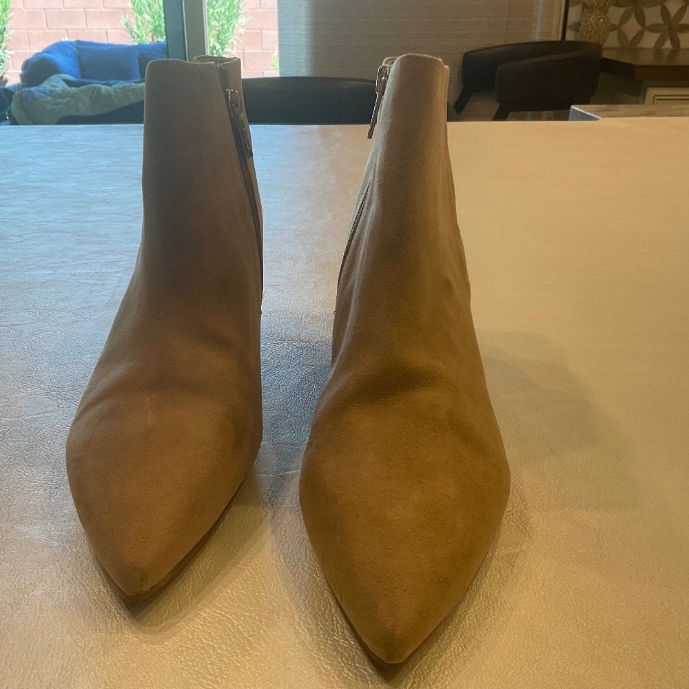 Circus by samedelmon, TAN ZIP BOOTS size 9.5